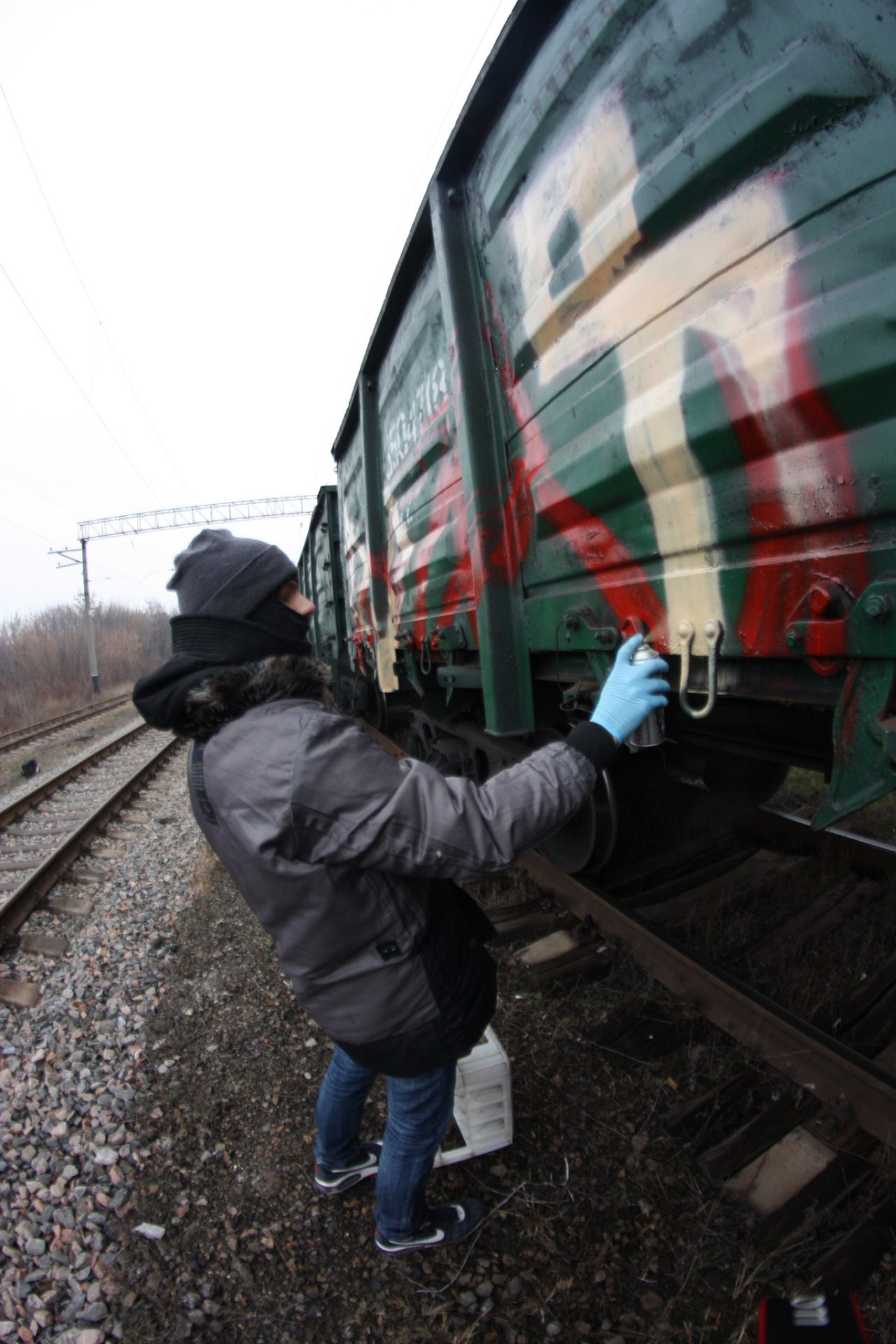 fuck-graff:  vandalsandtrains:  via  action shotsss
