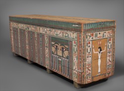 centuriespast:  Coffin of Nakhtkhnum (with