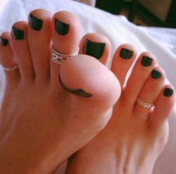 Ten Pretty Toes