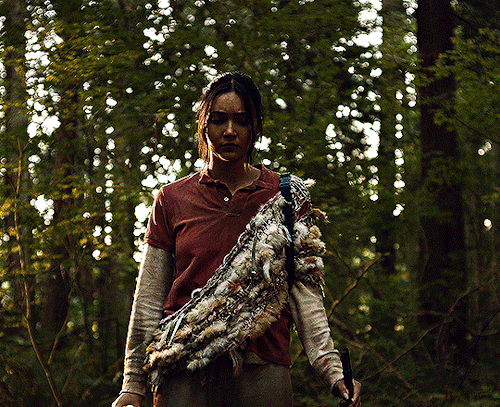 MARI IBARRA — YELLOWJACKETS // S03 E08: A Normal, Boring Life.