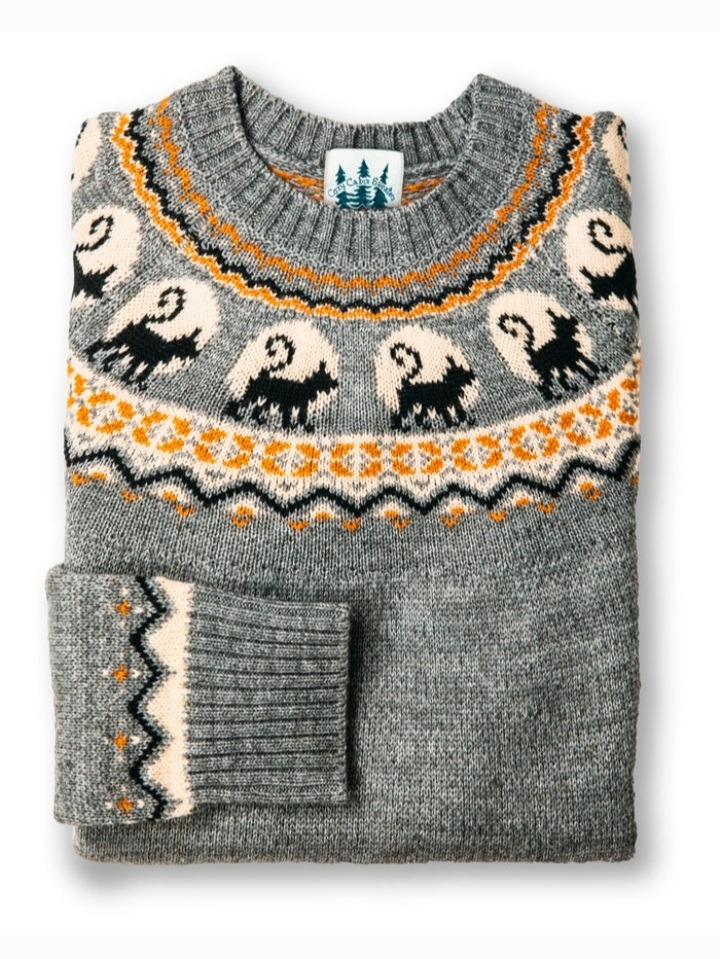 dark-sappho:reblog and tag your favourite halloween cozy cabin sweater 🎃🦇👻🐈‍⬛🍁