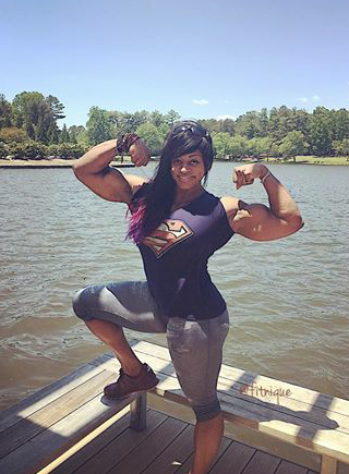 fbbfan1:  A beautiful and buff, a real woman.