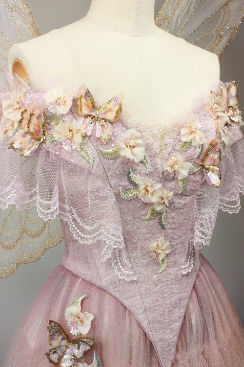 japanese-fashionstreet:Fairy wings with embroiderydesign by alpha@kohakuhime @nefer-seshen @mpuzzleg