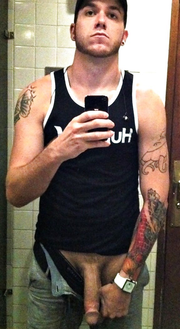 babiboi07:  http://babiboi07.tumblr.com