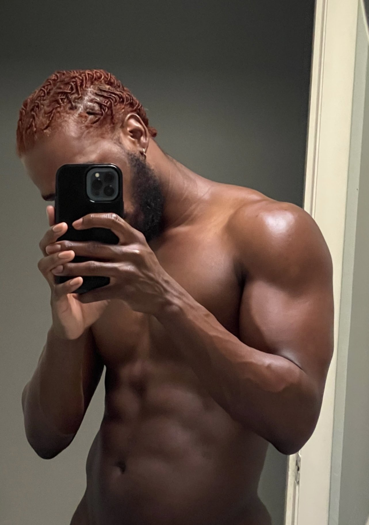 sunburstsol:hotsexyfineandcute:Twitter iamtevnMain Lines 