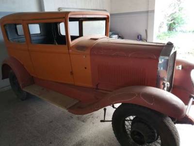 Willys Knight 70B