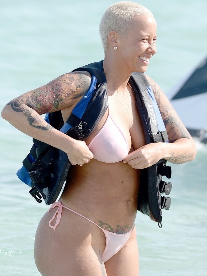 dj-dee-616:  #Amberrose