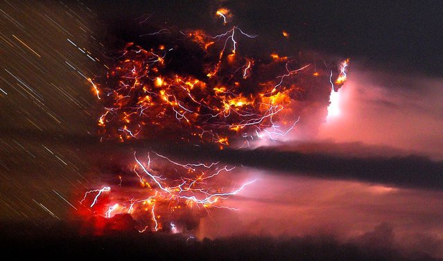 congenitaldisease:  A dirty thunderstorm, also known as volcanic lightening, is a