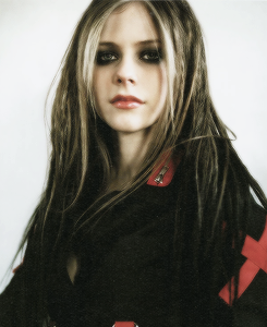 lavignass:   “I can not find a way to describe it It’s there inside all I do