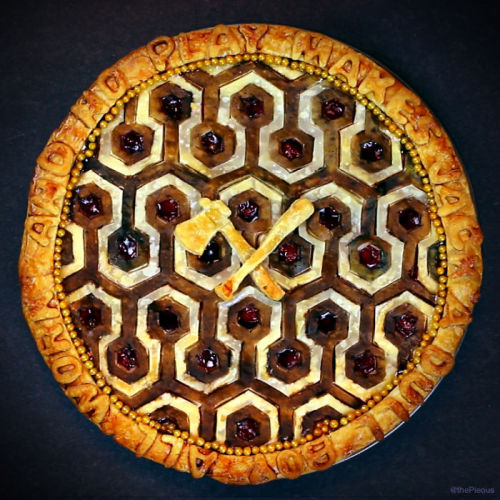 blondebrainpower:  All work and no play makes Jack a dull boy The Shining themed pie Artist: https://www.instagram.com/thepieous