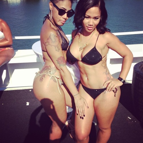 kingzluvsbigbootyqueenz-deactiv:  Daffini Evans & Kitti Kouture 