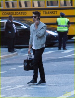 jobrosnews:  Joe Jonas out & about in