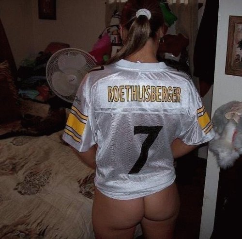 jdoe123:  Follow Me For More Great Pictures!!!!  Great ass