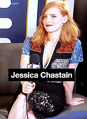 thehumming6ird:Tom Plays Games:  ‘What is the name of the new hybrid dinosaur in Jurassic World?’