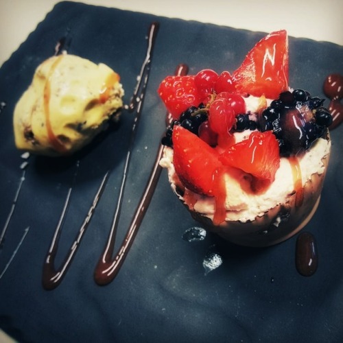 Eton mess chocolate tart.