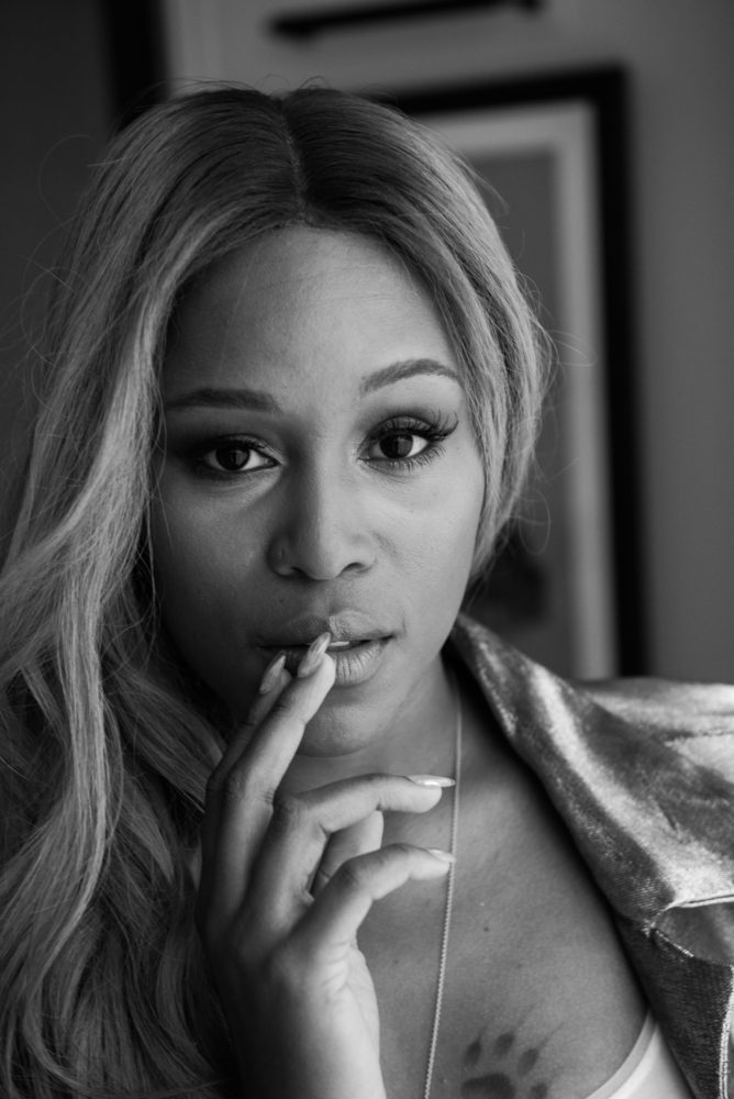 queensofrap:  Eve x Coveteur