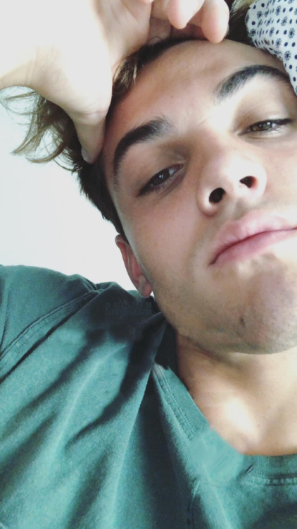 punishmedolans: Grayson’s Instagram story (3/20/18)Sorry for the lack of stories I’ve be