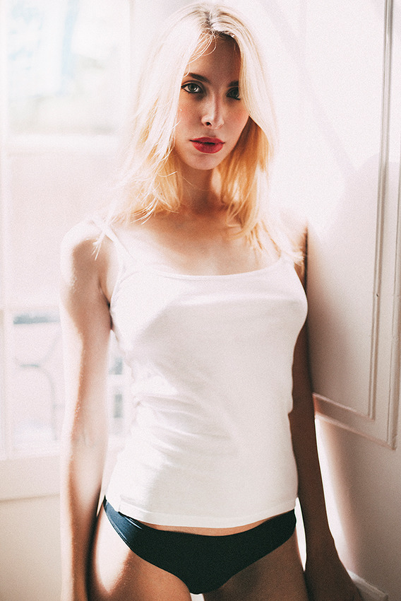 girlsinmybedroom:  J!