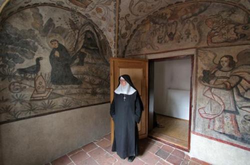 globalchristendom:Staniątki, Poland. (Credit: Benedictine Abbey of Nuns in Staniątki)