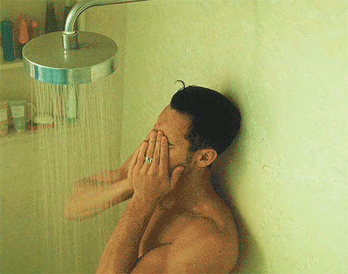 lovemedown:  Alejandro Speitzer in “The Club” (1x07)