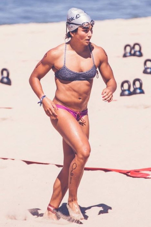 break90apparel:  Lauren fisher Crossfit beach event