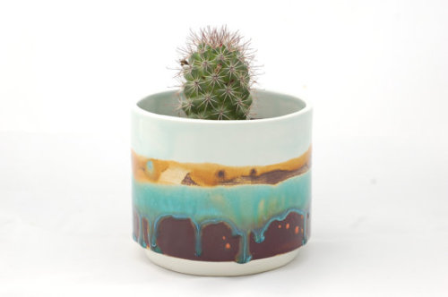 littlealienproducts:Melting Ceramic Planter by McCheeksMayhem