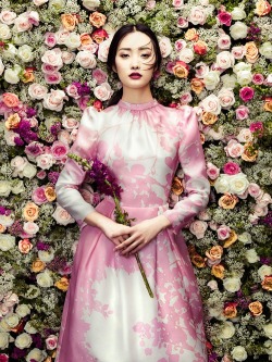 vogue-is-viral:  Kwak Ji Young photographed