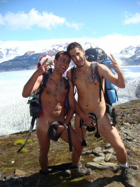 exhiblife:  The great outdoors. No better way to spend it than naked with a buddy.