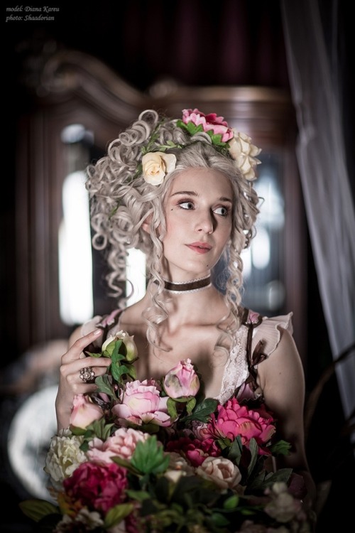 18th century boudoir photoshootIdea: Lina GrozaModels, costumes, style: Lina Groza, Diana KareuPhoto