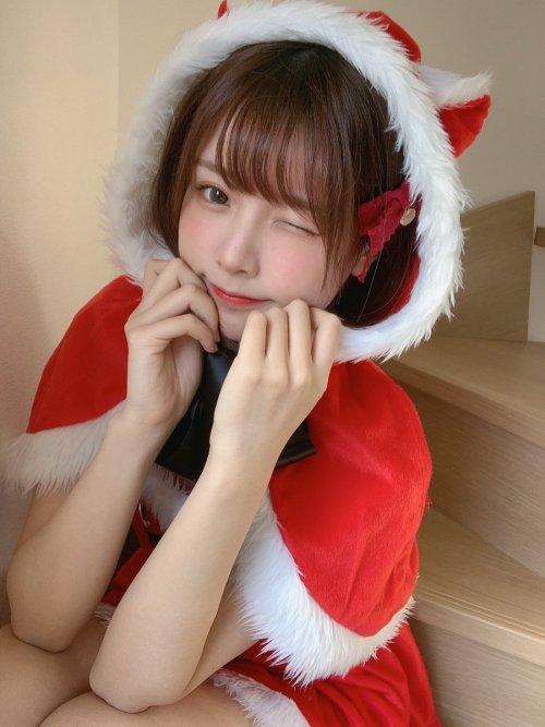 twitter.com/Liyu0109|@Liyu0109: ネコサンタLiyuu来た:apple:メリクリスマス:christmas_tree: (Liyuu from Twitt