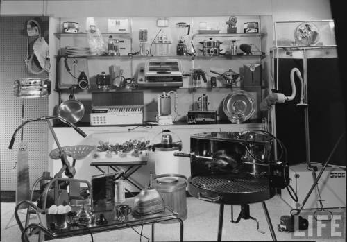 Gadgets and appliances for ‘59(Walter Sanders. 1959)