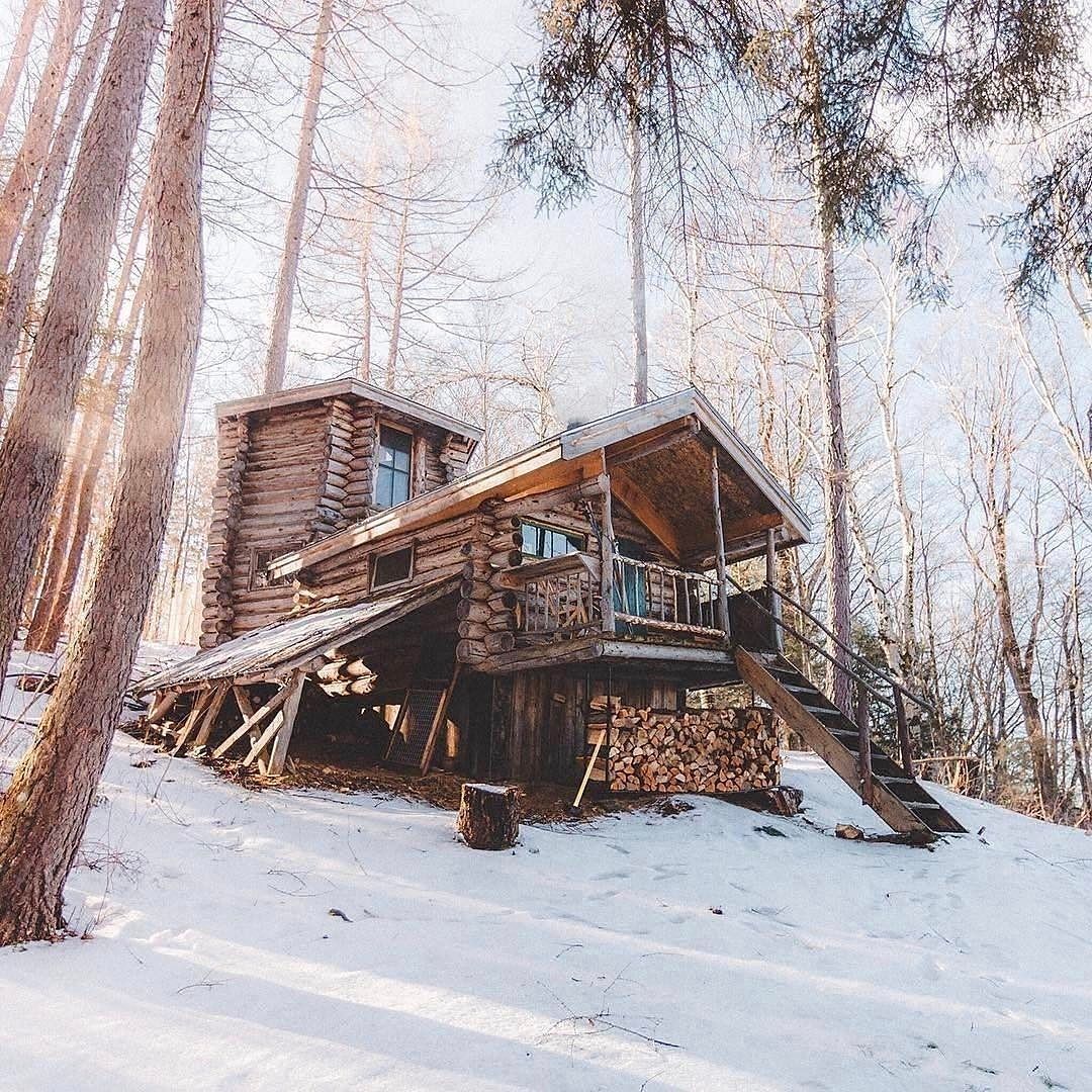 pieceofwilderness:  Can we just take a couple weeks off and stay here? 😍 By @kylefinndempsey