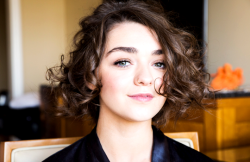 maisiewilliams:  Maisie Williams getting ready for the 2015 SAG Awards (Photos taken by TeenVogue) 