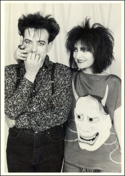 traderrock: Robert Smith of The Cure and