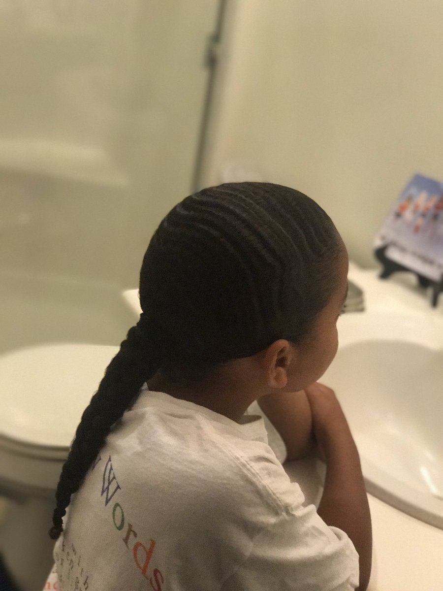 stoopkid-b: 17mul:  nevaehtyler: THEM WAVES!!! GET THE LIFEGUARD 😩😩  😍😍