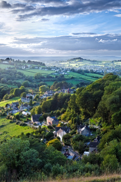 outdoormagic:  (via The Street, Rodborough by Robert Wolstenholme / 500px)   I need someplace like this..