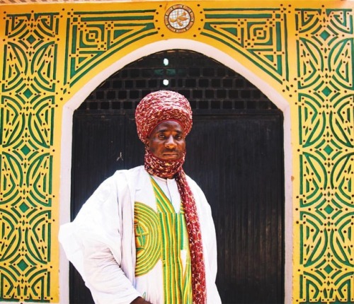 #tbt Emir&rsquo;s security guard at the Emir&rsquo;s palace in #zaria . Can&rsquo;t wait