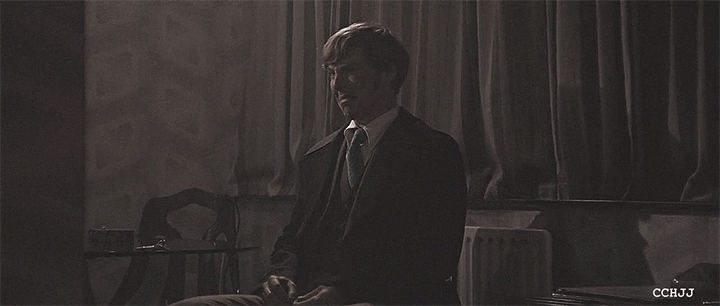 020097020056670f88e39388e1c8449cba589d4e.gifv
