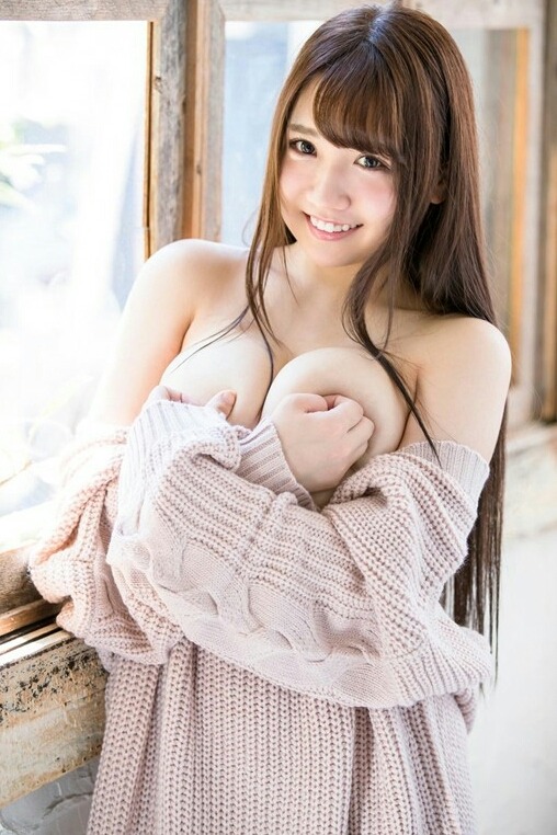 forcedimpregnation:  labellechamber:Sari KosakaThis nineteen beauty made her debut