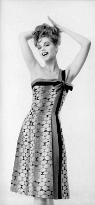   silk print dress by Louis Feraud, photo