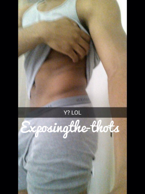 nakedblackmalestarz:    Jordan Calloway   