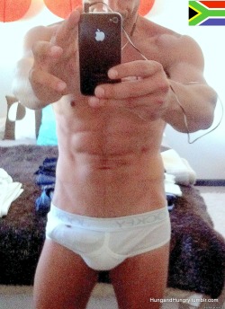 shinningrainbow:  hungandhungry:  South Africa - hot and athletic dude with huge bulge in his undies Follow him @ http://xrisxros.tumblr.com   HHDC