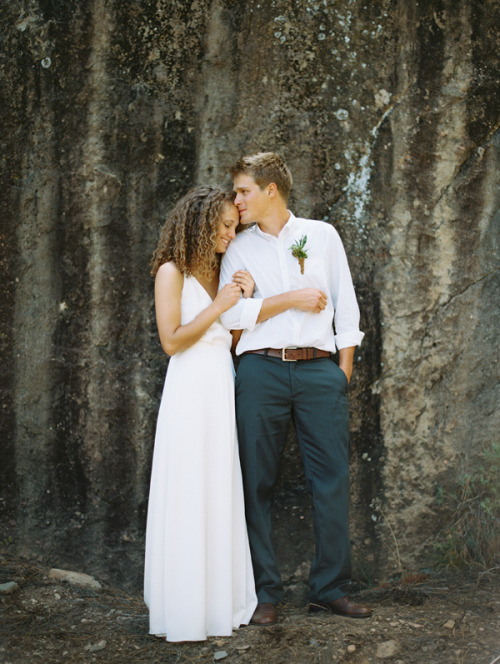 This intimate mountainside wedding is beyond beautiful, just like the bride. Photographed by Jacob B