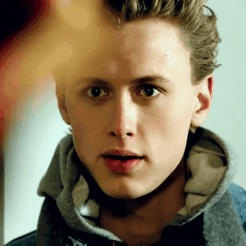 5 Times Isak Couldn't Hold Even's Gaze...