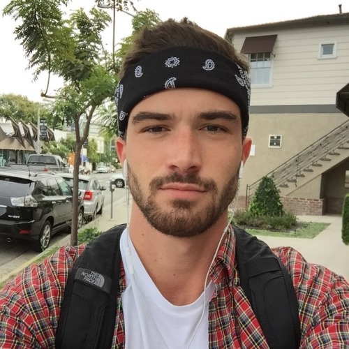 furrypty:  http://furrypty.tumblr.com/ – a blog to indulge your senses with the