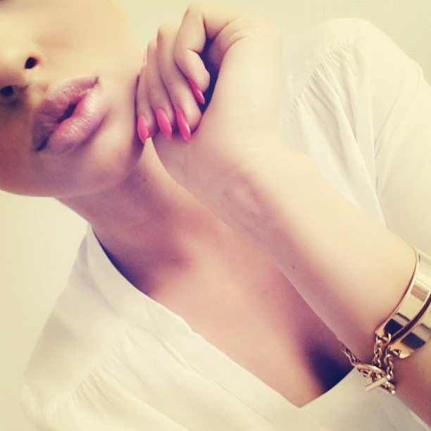u-ncovering:  ROSY ROSY ROSY ROSY ROSY ROSY