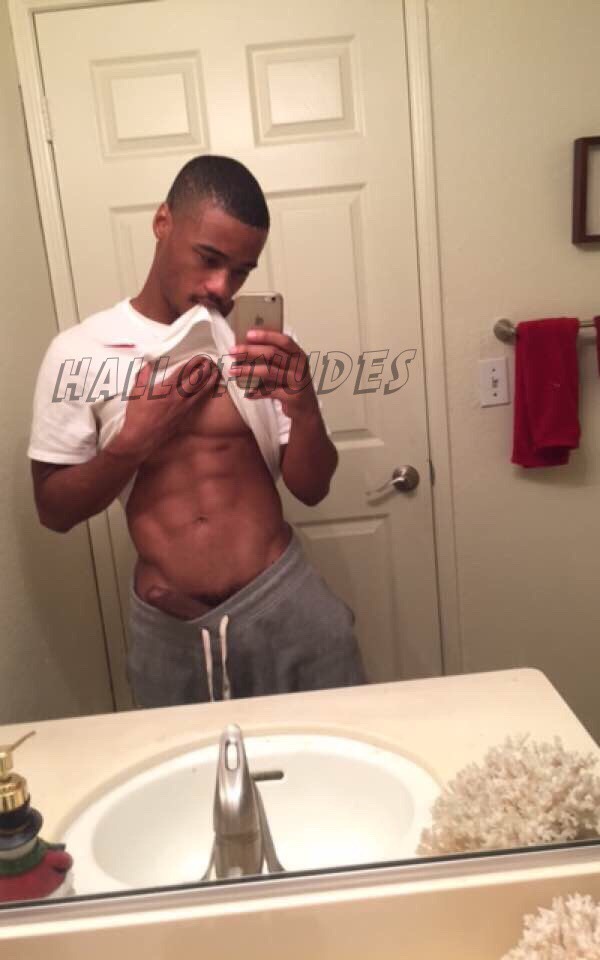 hall-of-nudes:  Babe boy