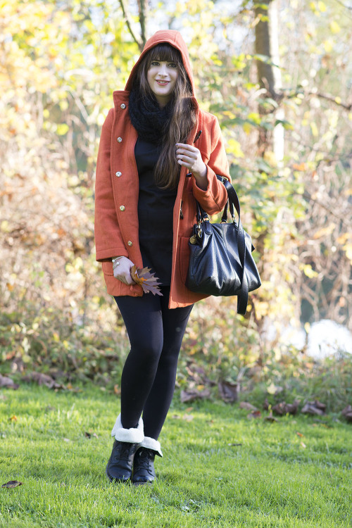 (via OUTFIT: Last Autumn Days - Orange Dufflecoat | andysparkles)