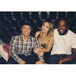 villegas-news:  alfredoflores: The first artist I ever worked with when I moved to LA. Good to be celebrating her EP release with her. Long overdue.