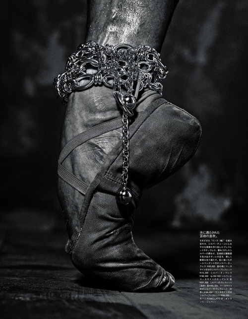 mansexfashion:Roberto Bolle for Vogue Japan